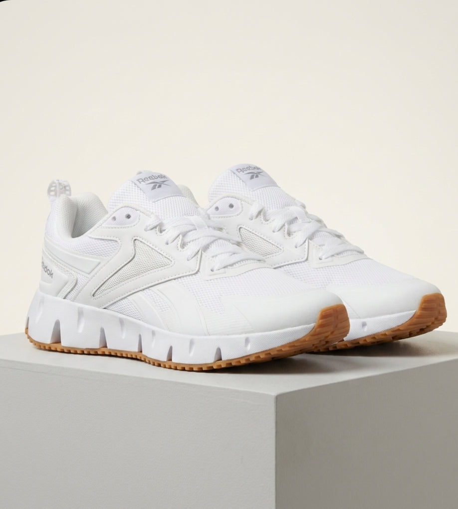 Reebok Women’s White Sneakers – Size 6 – Like New